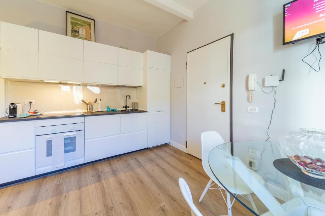 Armadillo House - Elegante Casa Vacanza A Parma Bagian luar foto