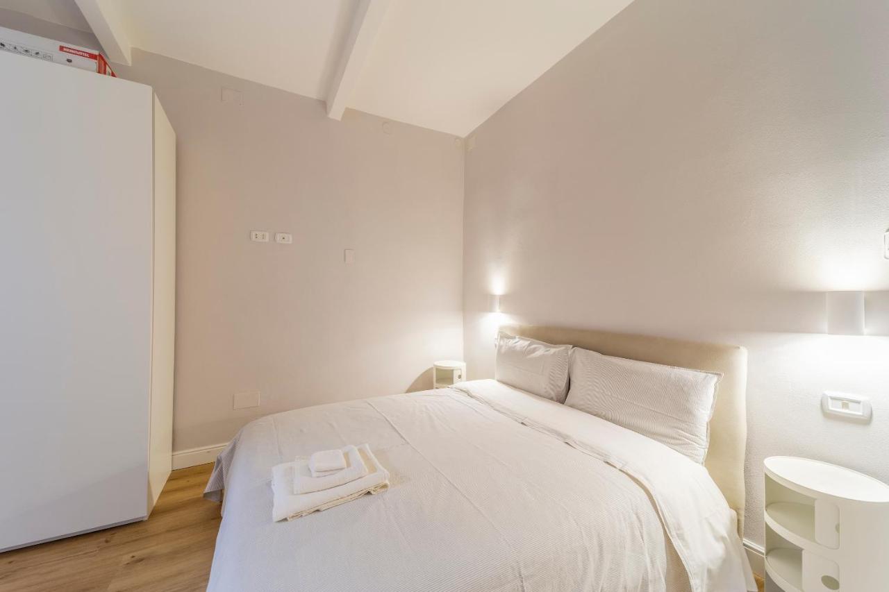 Armadillo House - Elegante Casa Vacanza A Parma Bagian luar foto